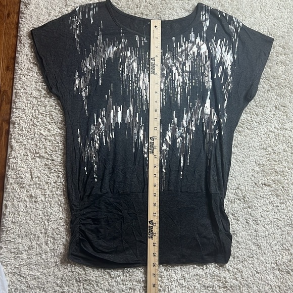 B.L.E.U. WOMENS TOP SIZE LARGE NWOT GREY/SILVER - Picture 6 of 10